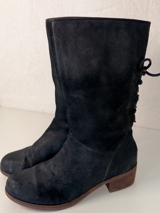 UGG Shoes - UGG Australia Black Leather Lace Back Mid Calf Boots Womens 8.5 Cozy Warm